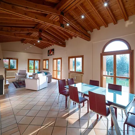Casa Degli Ulivi * Sale Marasino